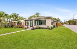 801 S Palmway, Lake Worth, FL 33460