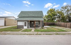 220 Barnes Avenue, Circleville, OH 43113