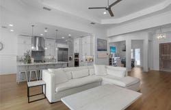 1118 ESTANCIA WOODS Loop, WINDERMERE, FL 34786