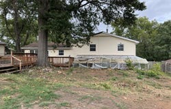 2918 E Clovis Circle, Springfield, MO 65804