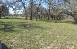 1923 CO RD 286, Edna, TX 77957