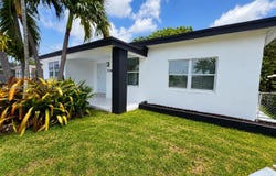 7239 NW 3rd St, Miami, FL 33126