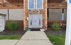 1385 Harbour Boulevard, Trenton, MI 48183