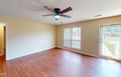 881 Sir Lionel Street, Dyersburg, TN 38024