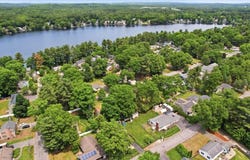 8 Maple Rd, Westford, MA 01886