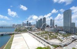 555 NE 15th St, Miami, FL 33132