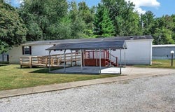 6112 S Sandstone St, Terre Haute, IN 47802