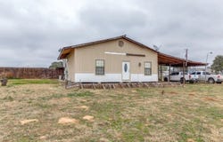 1619 County Road 7711, Devine, TX 78016