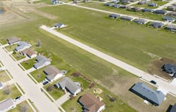 940 10th St SW, Dyersville, IA 52040-9637