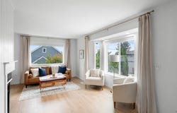 2043 CANEMAH St, WestLinn, OR 97068