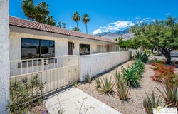 2149 N Sunshine Cir, Palm Springs, CA 92264
