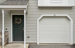 8 Bradley Dr, Groton, MA 01450