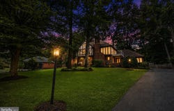 18604 CABIN Road, TRIANGLE, VA 22172