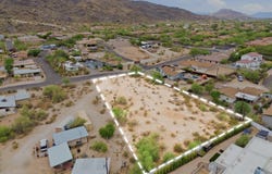 2436 E WINSTON Drive, Phoenix, AZ 85042