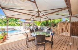 986 Peninsula Boulevard, Woodmere, NY 11598