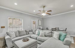 8887 White Ibis Way, Navarre, FL 32566
