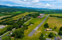 600, 650, 656 AIRPORT Drive, MIFFLINTOWN, PA 17059