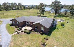 1661 TOWN POINT Road, CAMBRIDGE, MD 21613