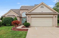 24788 Foxmoor Boulevard, Woodhaven, MI 48183
