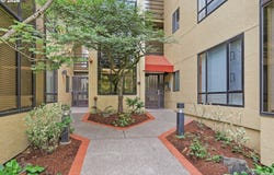 690 WIMBLEDON Ct, Eugene, OR 97401