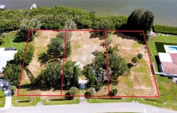 3825 SHORE Boulevard, OLDSMAR, FL 34677