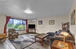600 QUEENS Ct, Lakeside, OR 97449