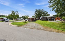 473 River Vista Drive, Dillard, GA 30537