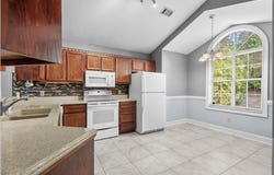 910 Knoll Dr., Little River, SC 29566