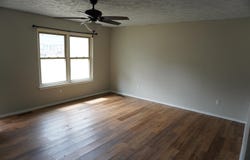 1003 E Parkview Street, Ozark, MO 65721