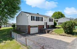 263 Walker Manor Circle, Colliers, WV 26062