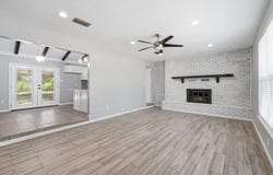 225 E German Lane, Conway, AR 72032