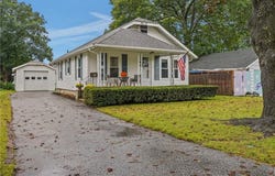 64 Crest Avenue, Warwick, RI 02886