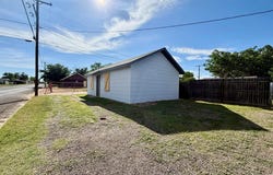 801 NE 5th, Andrews, TX 79714