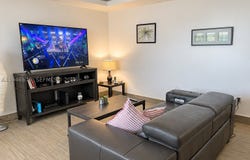 16900 NE 14th Ave, Miami, FL 33162