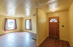 554 Mitchell St, Falls City, OR 97344