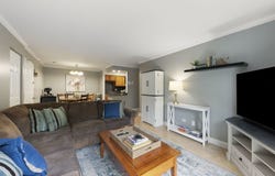 1482 Stonebridge Circle, Wheaton, IL 60189