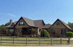 1381 S Frontage Rd, Columbus, MS 39701