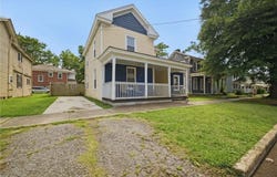 211 Central Avenue, Suffolk, VA 23434