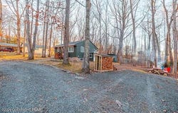 122 First Tafton Road, Tafton, PA 18464