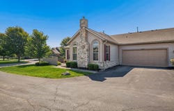 8848 Linksway Drive, Powell, OH 43065