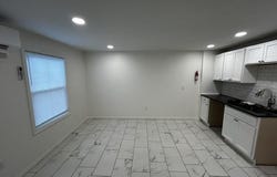219-221 N 3RD Street, POTTSVILLE, PA 17901