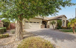 2724 E BRIDGEPORT Parkway, Gilbert, AZ 85295