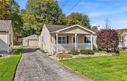 332 Caroline Avenue, Hubbard, OH 44425