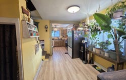 904 E Macon Street, Clinton, IL 61727