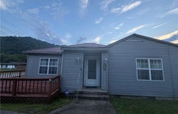 2910 Pond Fork Road, Madison, WV 25130