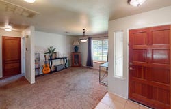 2460 Sample Avenue, Clovis, CA 93611