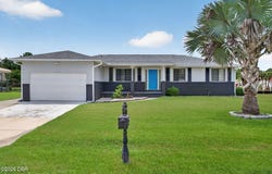 1613 Juno Trail, Astor, FL 32102