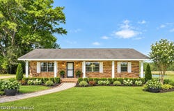371 Price Road, Perkinston, MS 39573