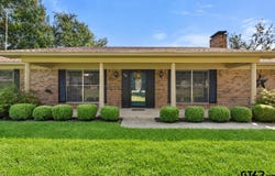 416 Azalea, Chandler, TX 75758
