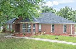 204 Boulder Ridger Cir, Texarkana, AR 71854